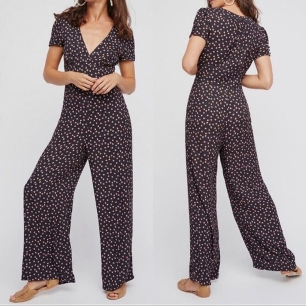Free People Jumpsuit Womens 2 Mia Black Floral Wide Leg V Neck Short Sleeves